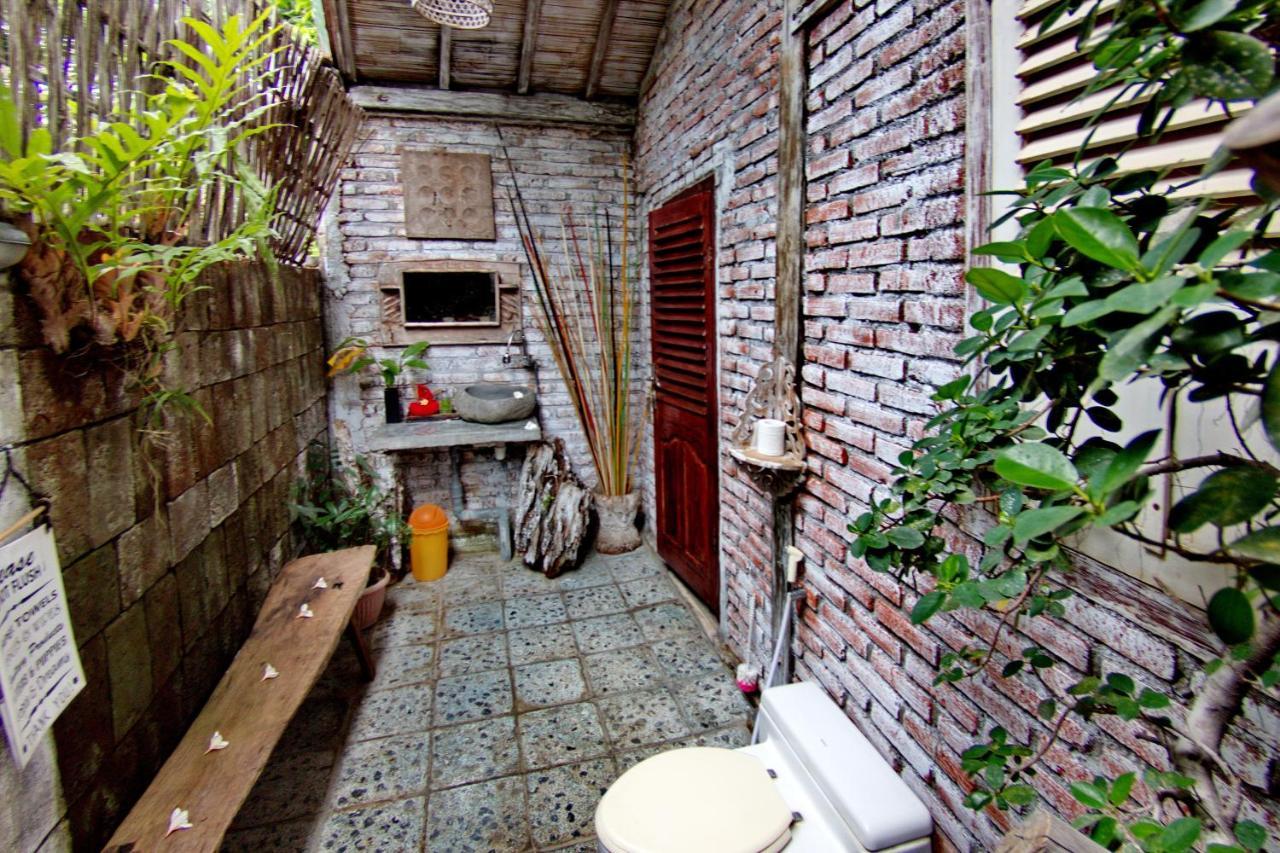 Santhiku Hotel & Spa Lovina Beach Extérieur photo